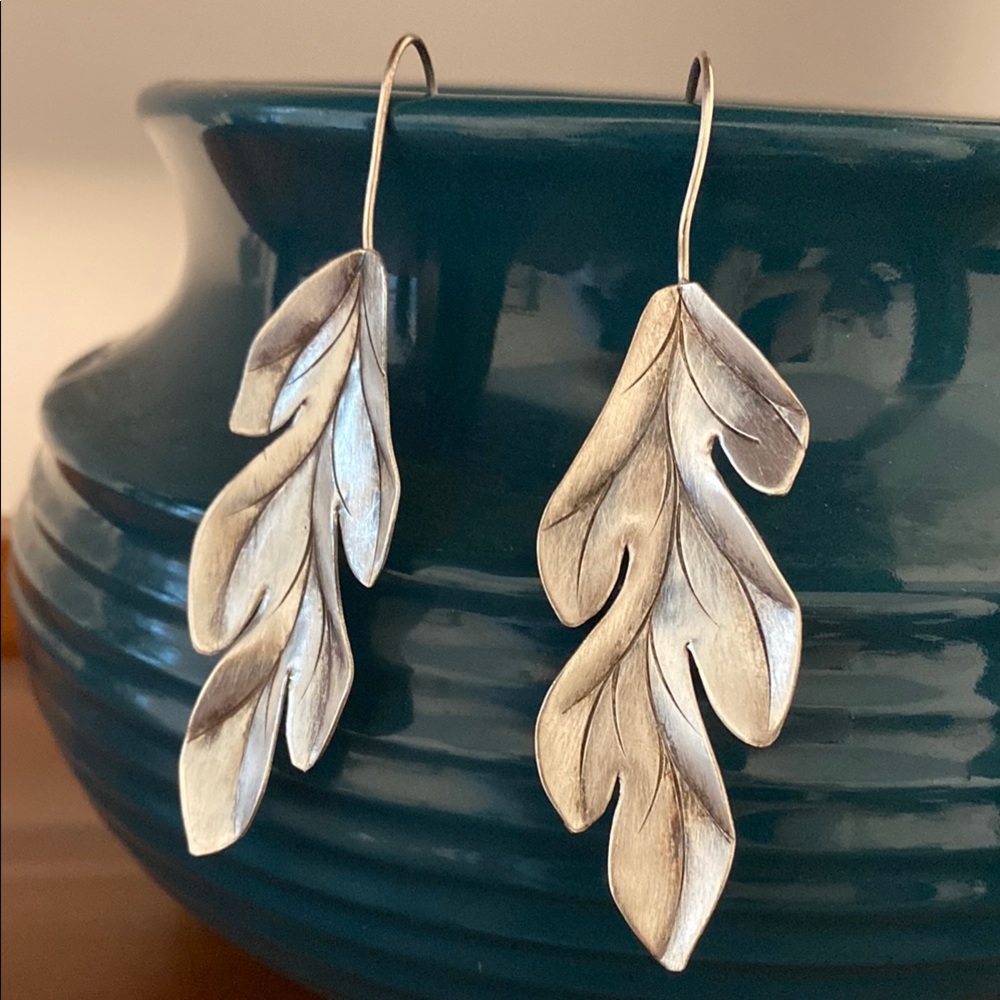 Silver leaf earrings - Picture 2 of 4